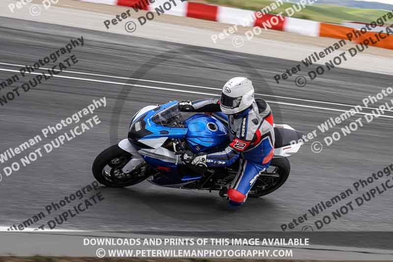 cadwell no limits trackday;cadwell park;cadwell park photographs;cadwell trackday photographs;enduro digital images;event digital images;eventdigitalimages;navarra;no limits trackdays;peter wileman photography;racing digital images;trackday digital images;trackday photos